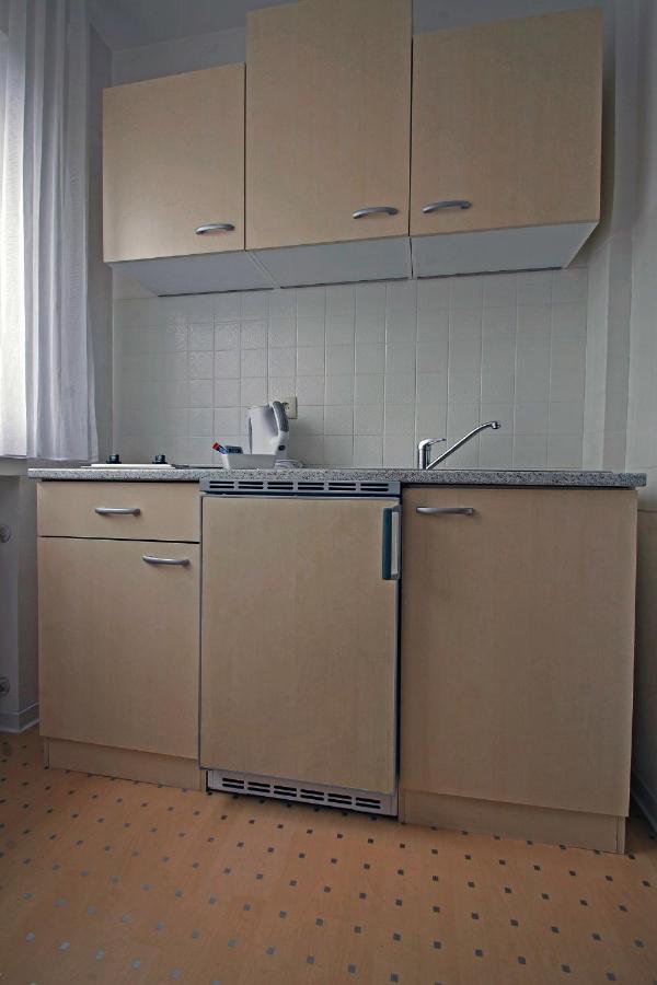 Airport Hotel Karsten Koln Bagian luar foto