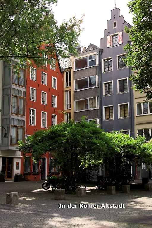 Airport Hotel Karsten Koln Bagian luar foto